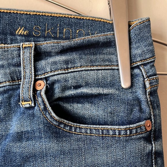 Gently Worn, but Lovingly Cared For, 7 For All Mankind the Skinny Jeans - Picture 7 of 13